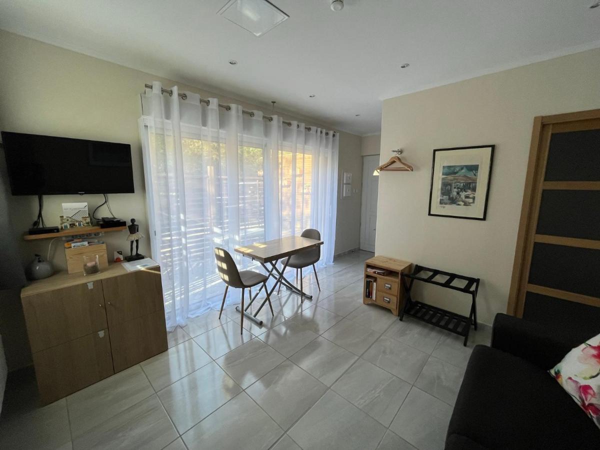 Appartement Au Calme Dans Un Espace Arbore Tourrettes-sur-Loup Zewnętrze zdjęcie